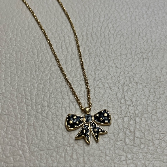 NWT - Zara 24K Gold Plated Bow Tie Necklace Limited Edition - Made in SPAIN - Picture 5 of 11